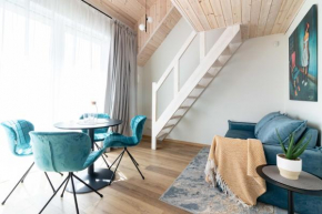 VineWood Apartment, By Cohost in Palanga